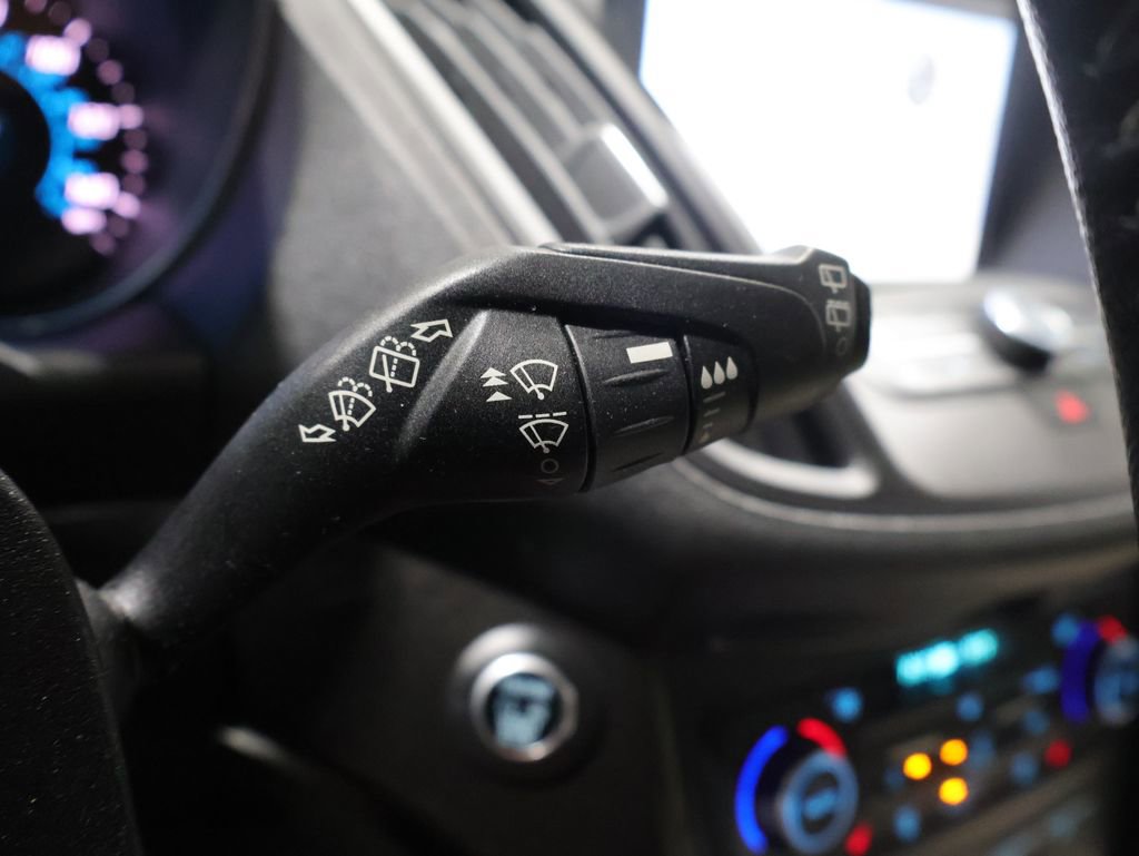 Used 2019 Ford Escape SEL w/ SEL Sport Appearance Package AWD/4WD image 35