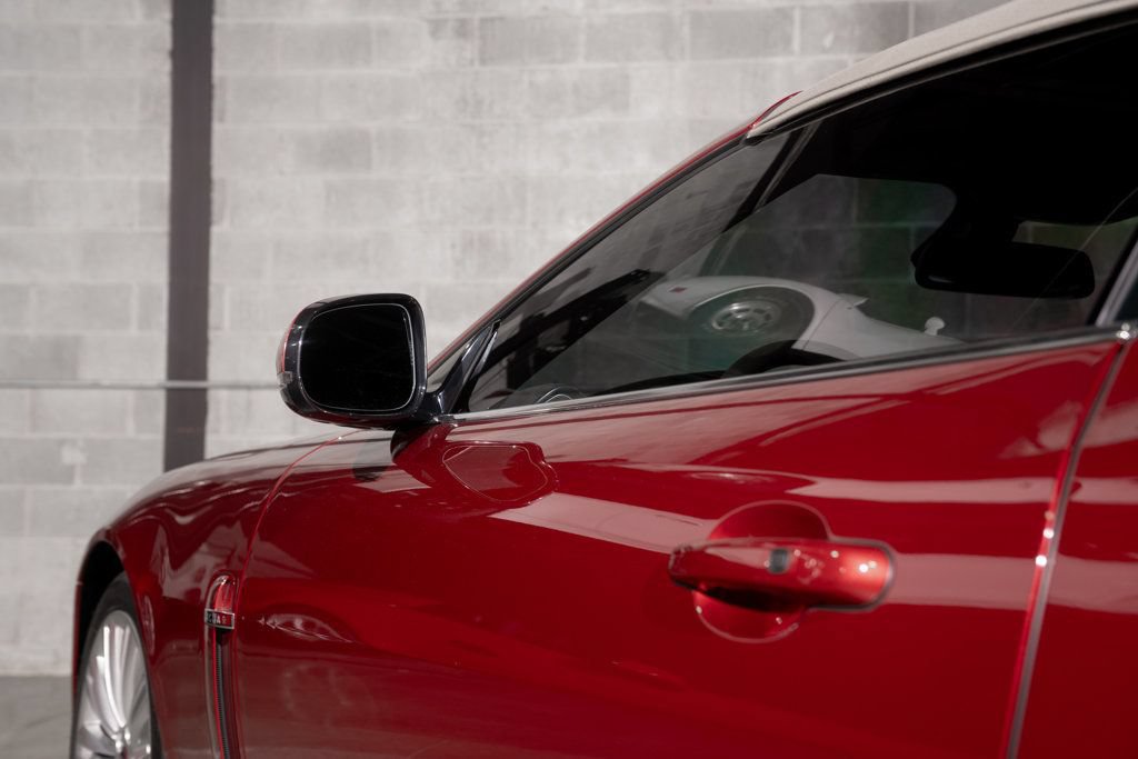 Used 2010 Jaguar XK Convertible RWD image 39
