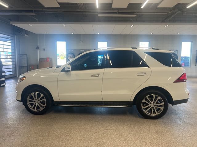 Used 2016 Mercedes-Benz GLE 350 4MATIC w/ Premium Package image 12