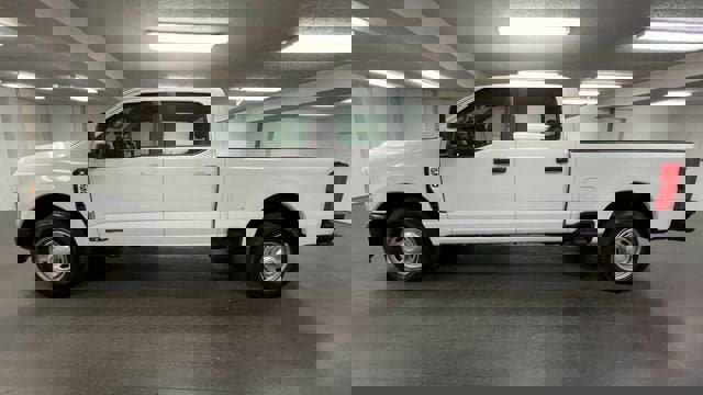 Used 2024 Ford F350 XL image 5