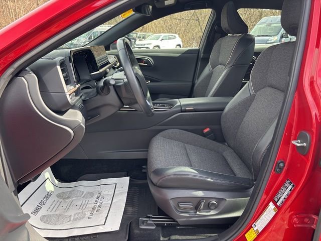 Used 2024 Toyota Crown XLE image 9