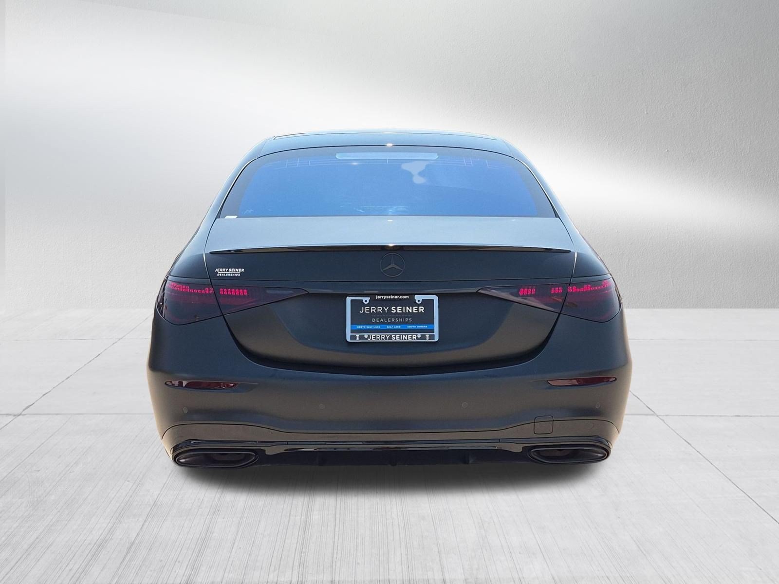 Used 2022 Mercedes-Benz S 580 4MATIC Sedan image 4