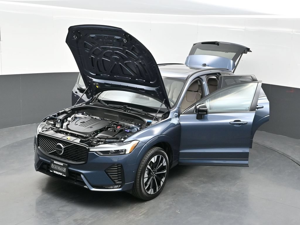 New 2026 Volvo XC60 B5 Plus w/ Climate Package AWD/4WD image 35