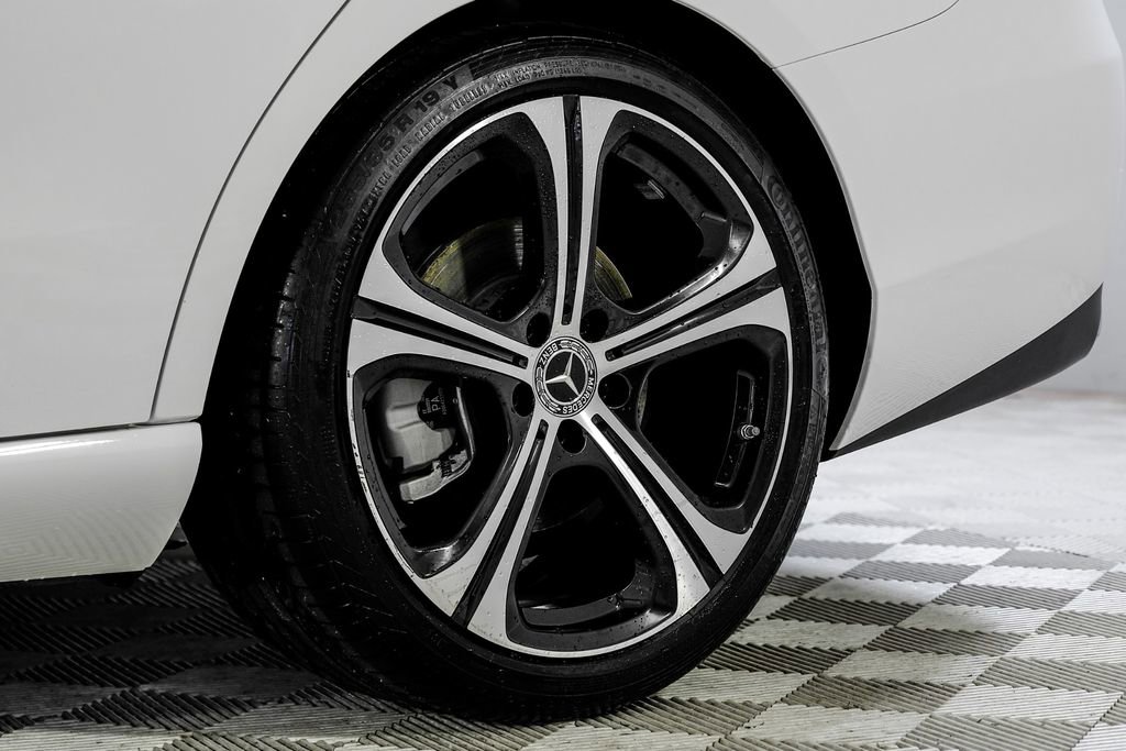 Used 2022 Mercedes-Benz C 300 Sedan image 57