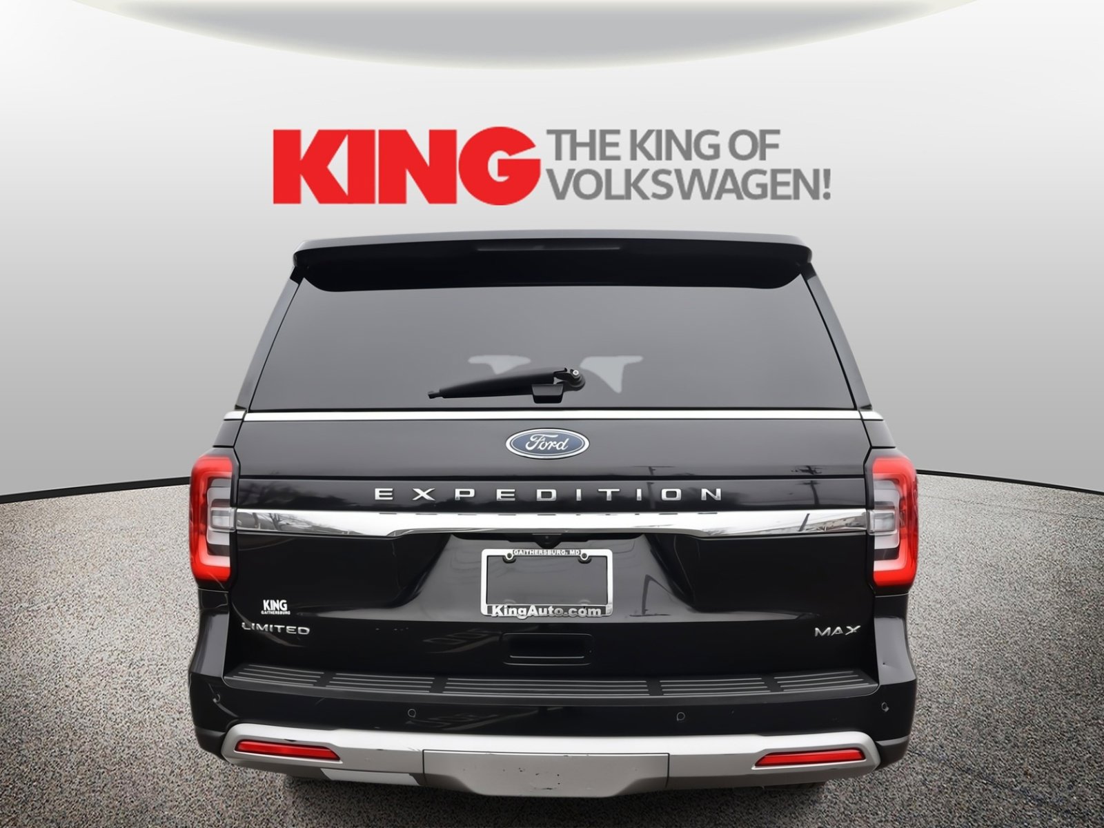 Used 2023 Ford Expedition Max Limited image 4