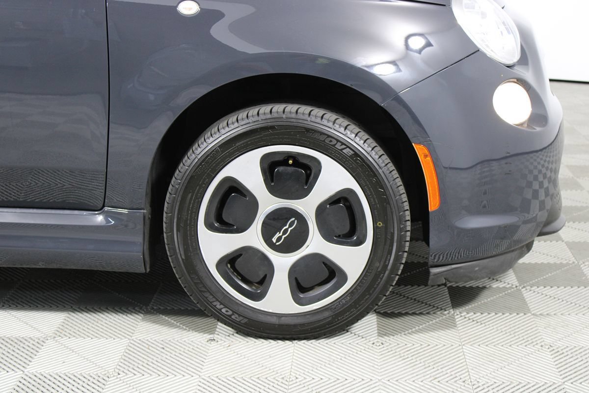 Used 2018 FIAT 500 e FWD image 25