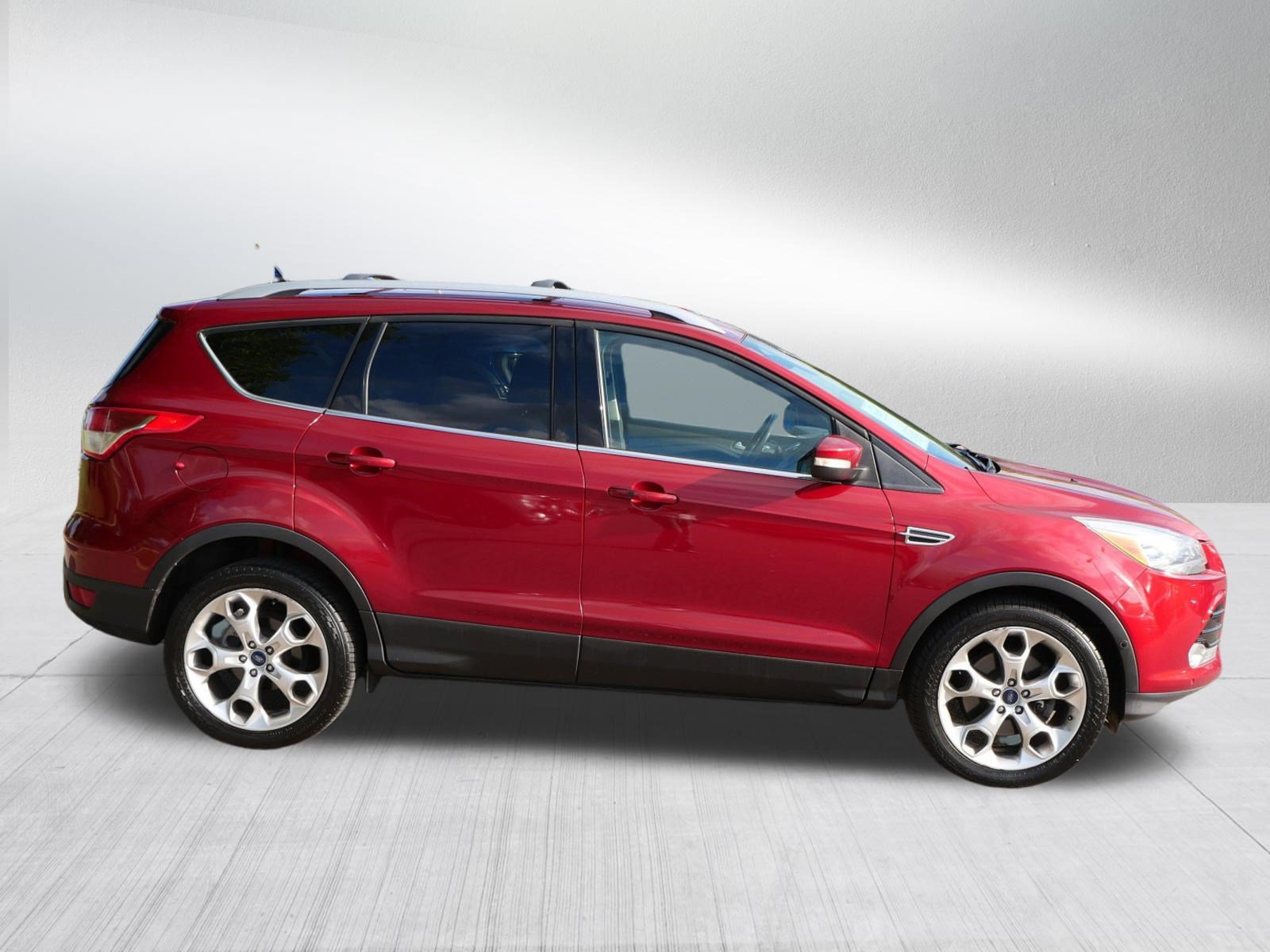 Used 2013 Ford Escape Titanium w/ Parking Technology Pkg AWD/4WD image 8