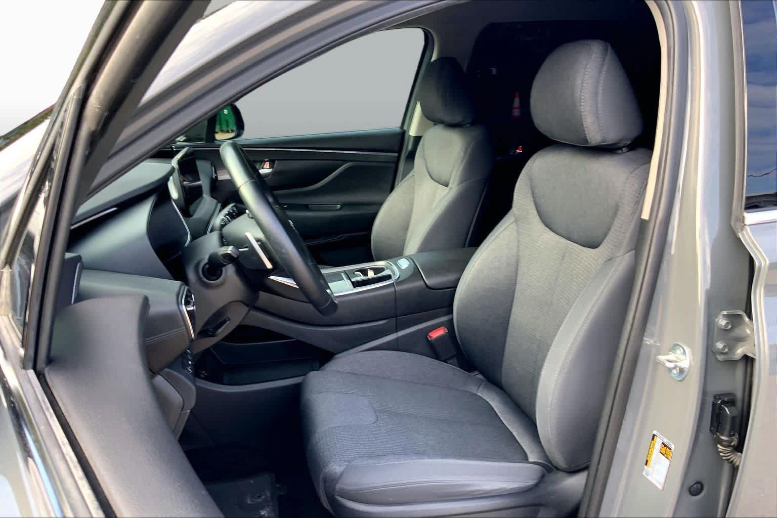 Used 2023 Hyundai Santa Fe SEL FWD image 7
