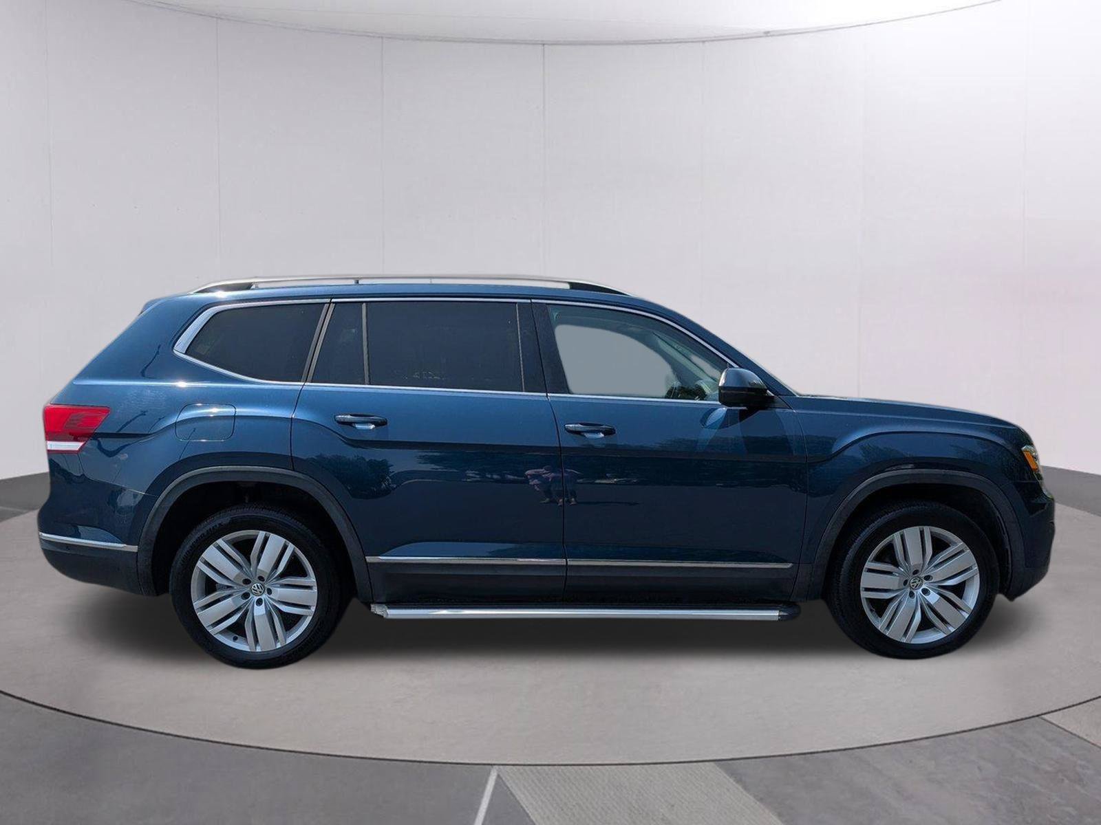Used 2018 Volkswagen Atlas SEL Premium AWD/4WD image 6