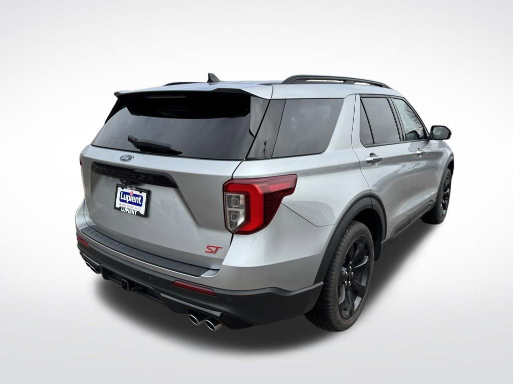 Certified 2022 Ford Explorer ST w/ ST Street Pack image 4