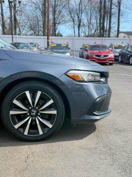 Used 2023 Honda Civic EX image 4