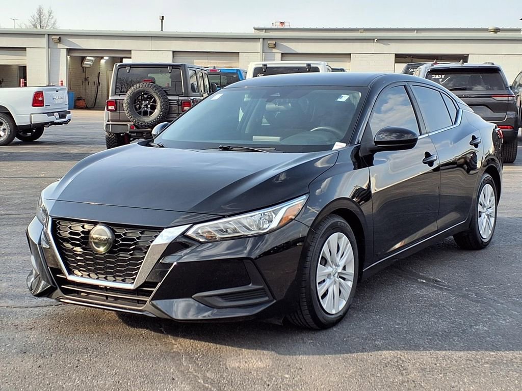 Used 2022 Nissan Sentra S image 2