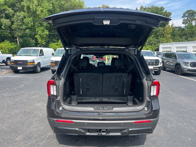Used 2025 Ford Explorer ST-Line RWD image 20