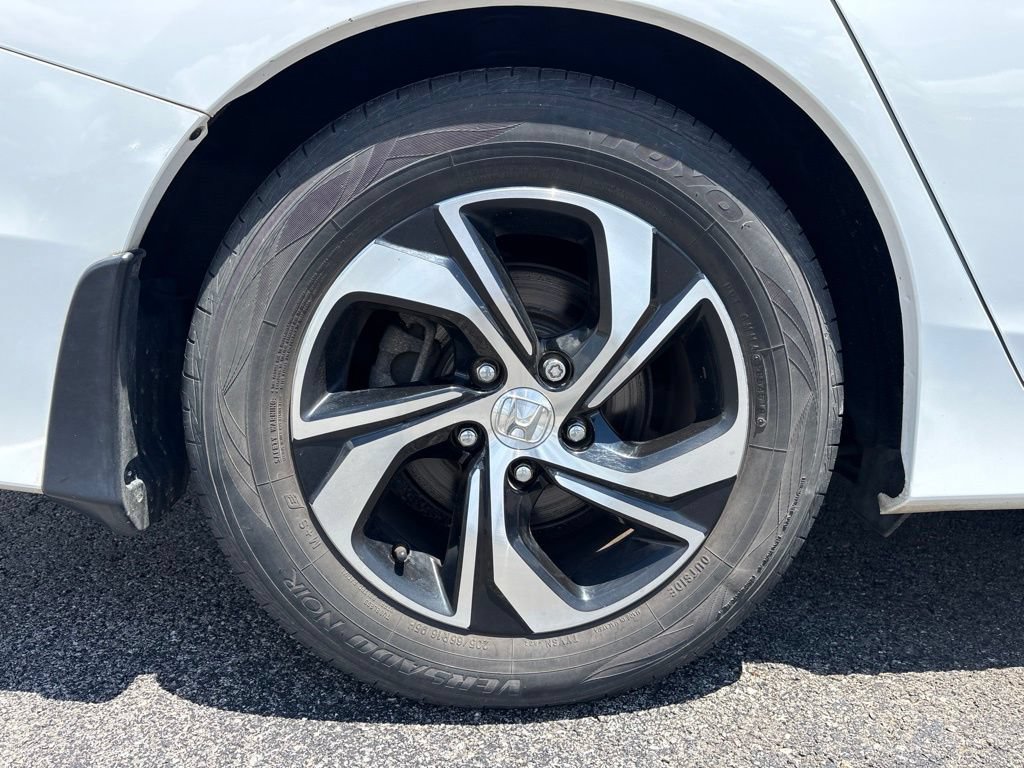 Used 2016 Honda Accord LX image 4