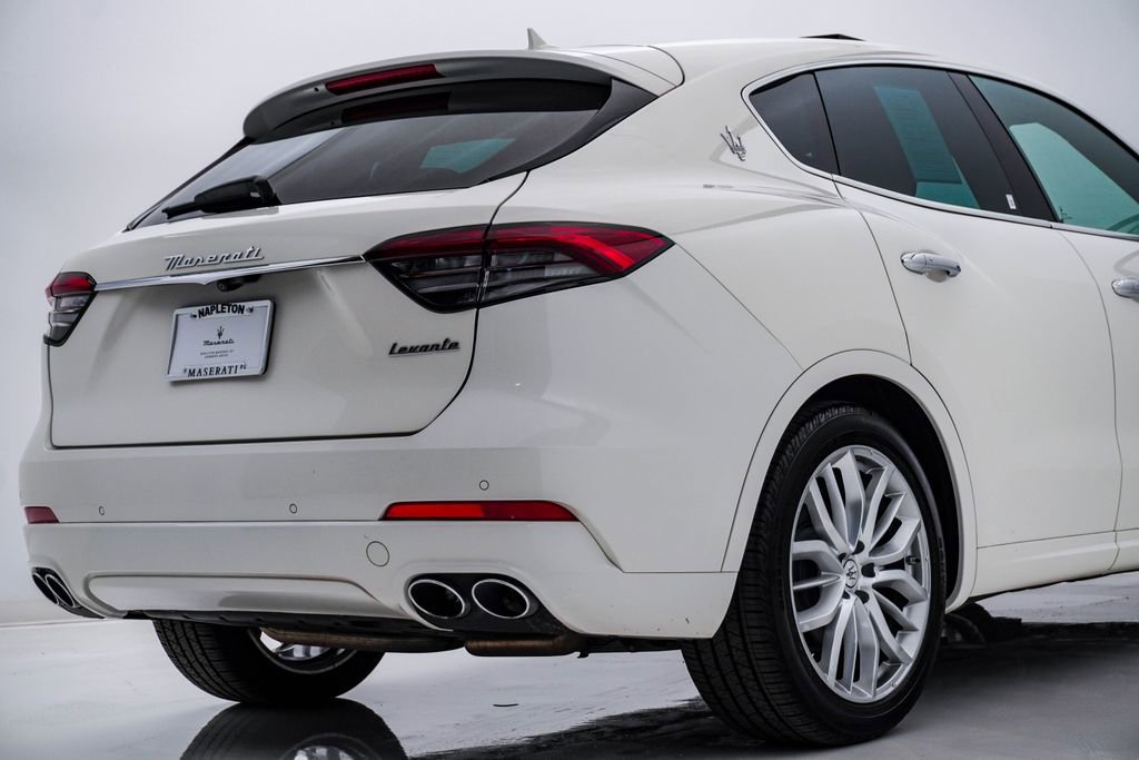 Used 2022 Maserati Levante GT image 12