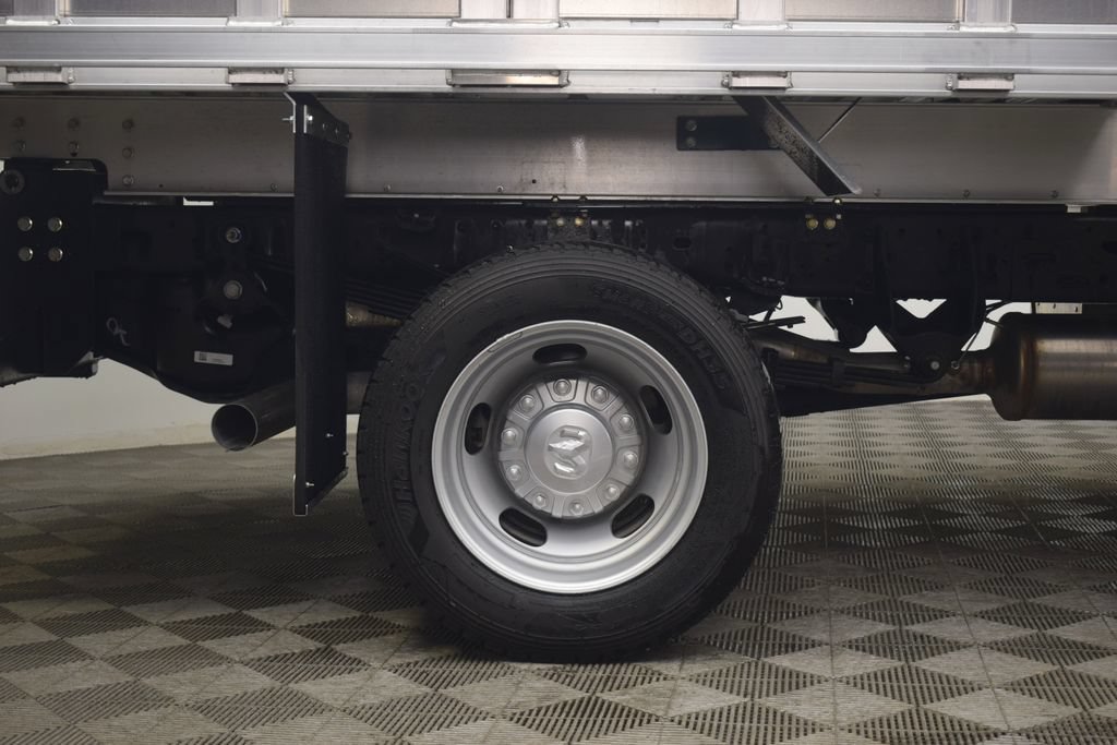 New 2026 RAM 5500 Tradesman w/ Chrome Appearance Group AWD/4WD image 34