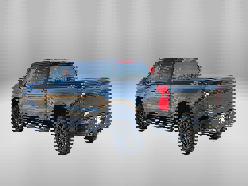 Used 2022 Chevrolet Silverado 1500 LT Trail Boss w/ Bed Protection Package image 2