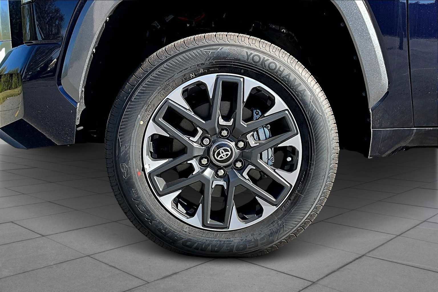 New 2025 Toyota Tundra Limited image 12