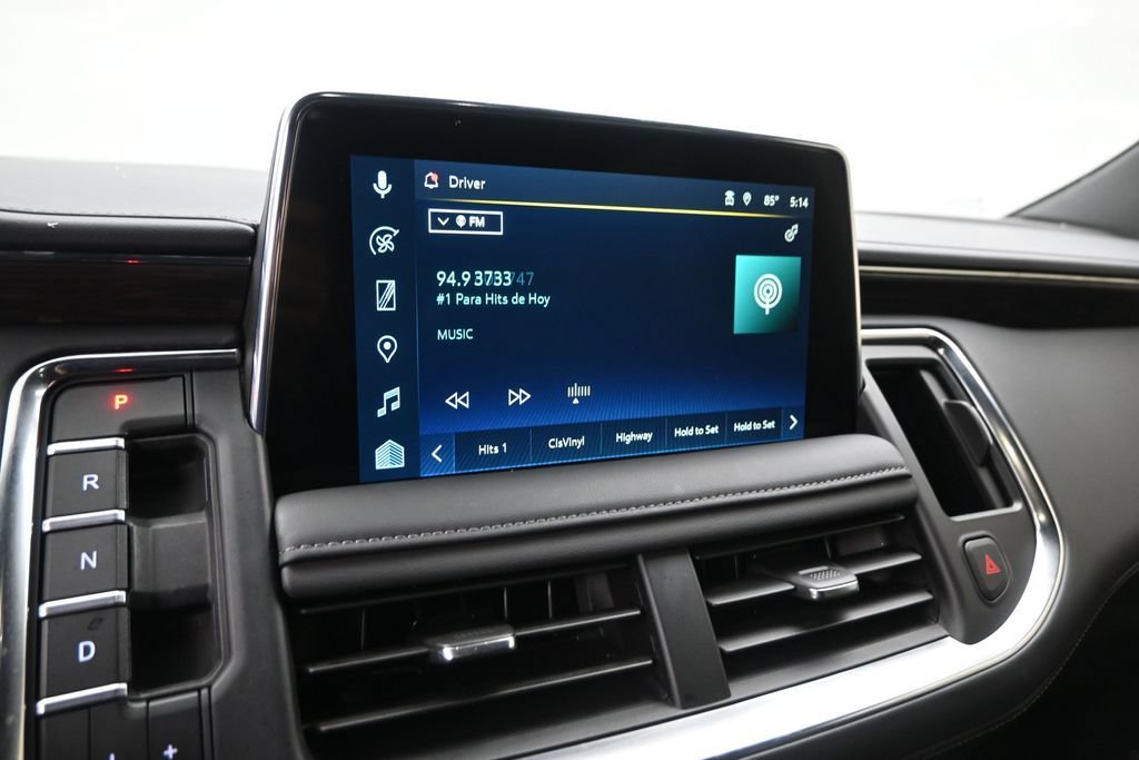 Used 2023 Chevrolet Suburban LT RWD image 13