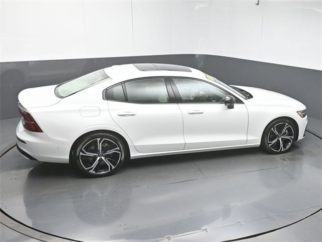 Used 2024 Volvo S60 B5 Plus w/ Climate Package image 45