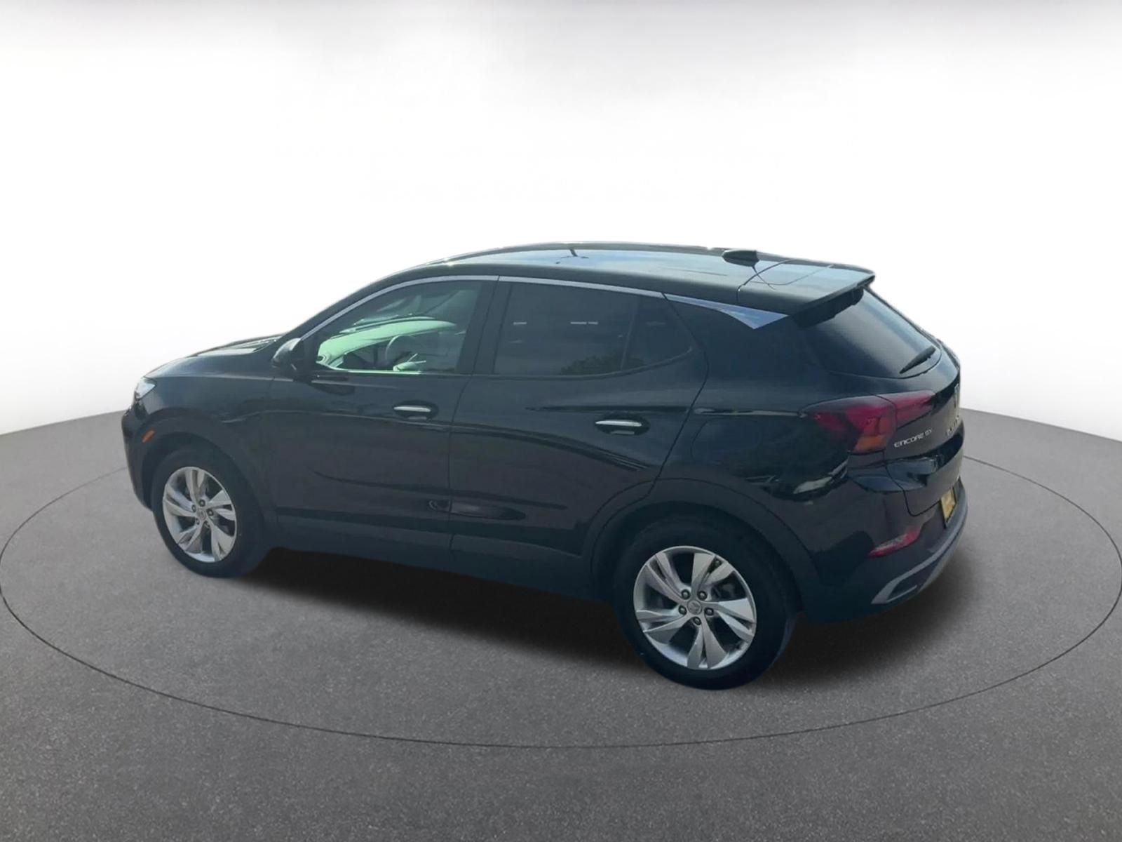 Used 2025 Buick Encore GX Preferred FWD image 10