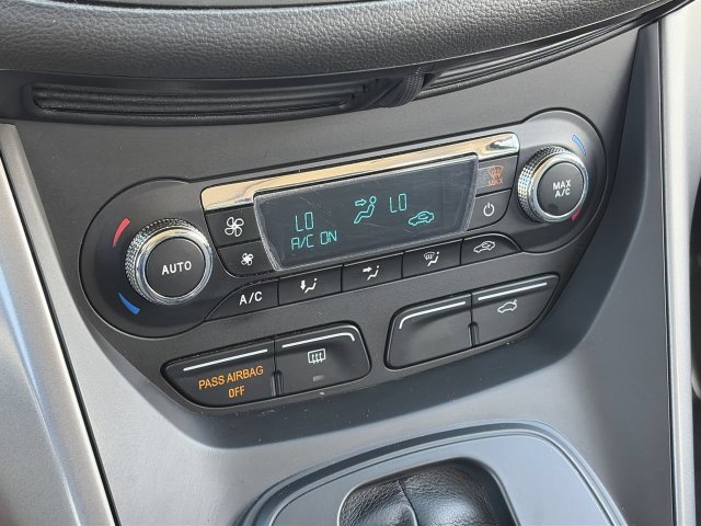 Used 2015 Ford Escape SE w/ Equipment Group 201A FWD image 30