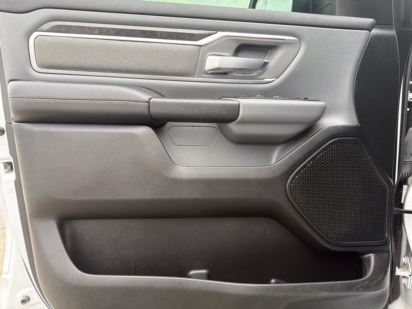 Used 2021 RAM 1500 Big Horn AWD/4WD image 11