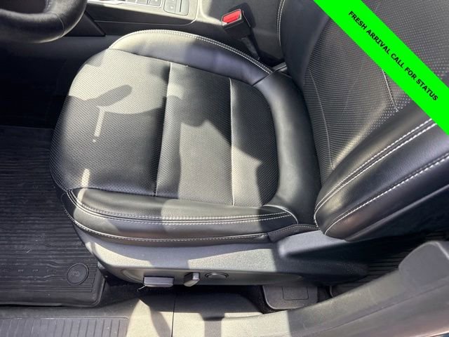 Used 2020 Ford Escape SEL AWD/4WD image 16