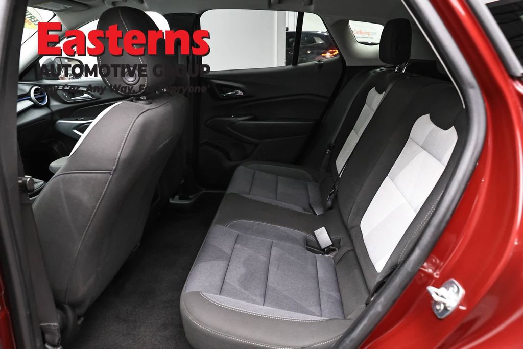 Used 2024 Chevrolet Trax LS FWD image 20