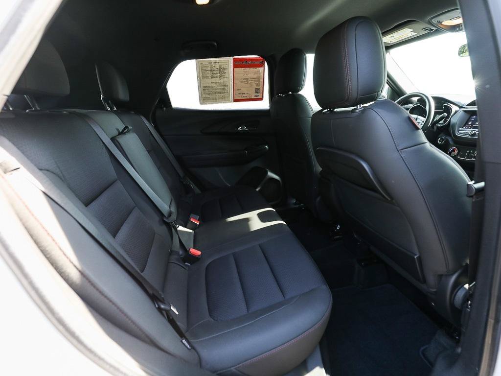 Used 2022 Chevrolet TrailBlazer RS AWD/4WD image 23