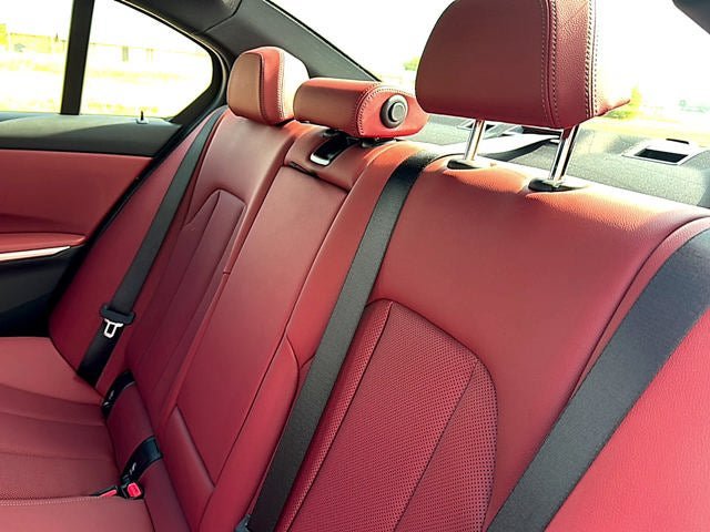 New 2026 BMW 330i Sedan w/ M Sport Package RWD image 48
