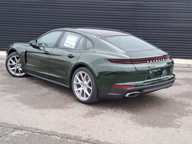 New 2026 Porsche Panamera 4 image 3