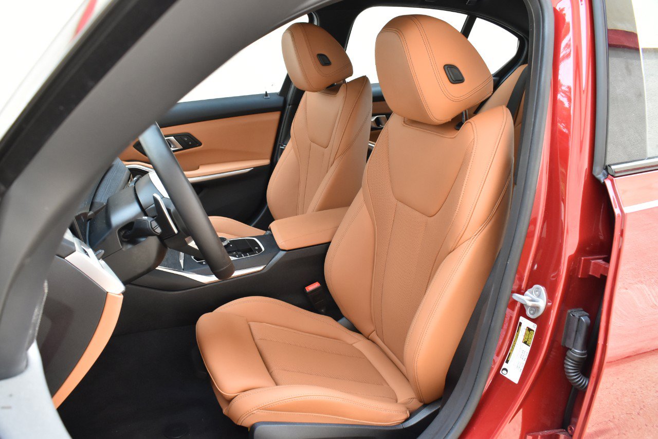 Used 2026 BMW M340i Sedan RWD image 13