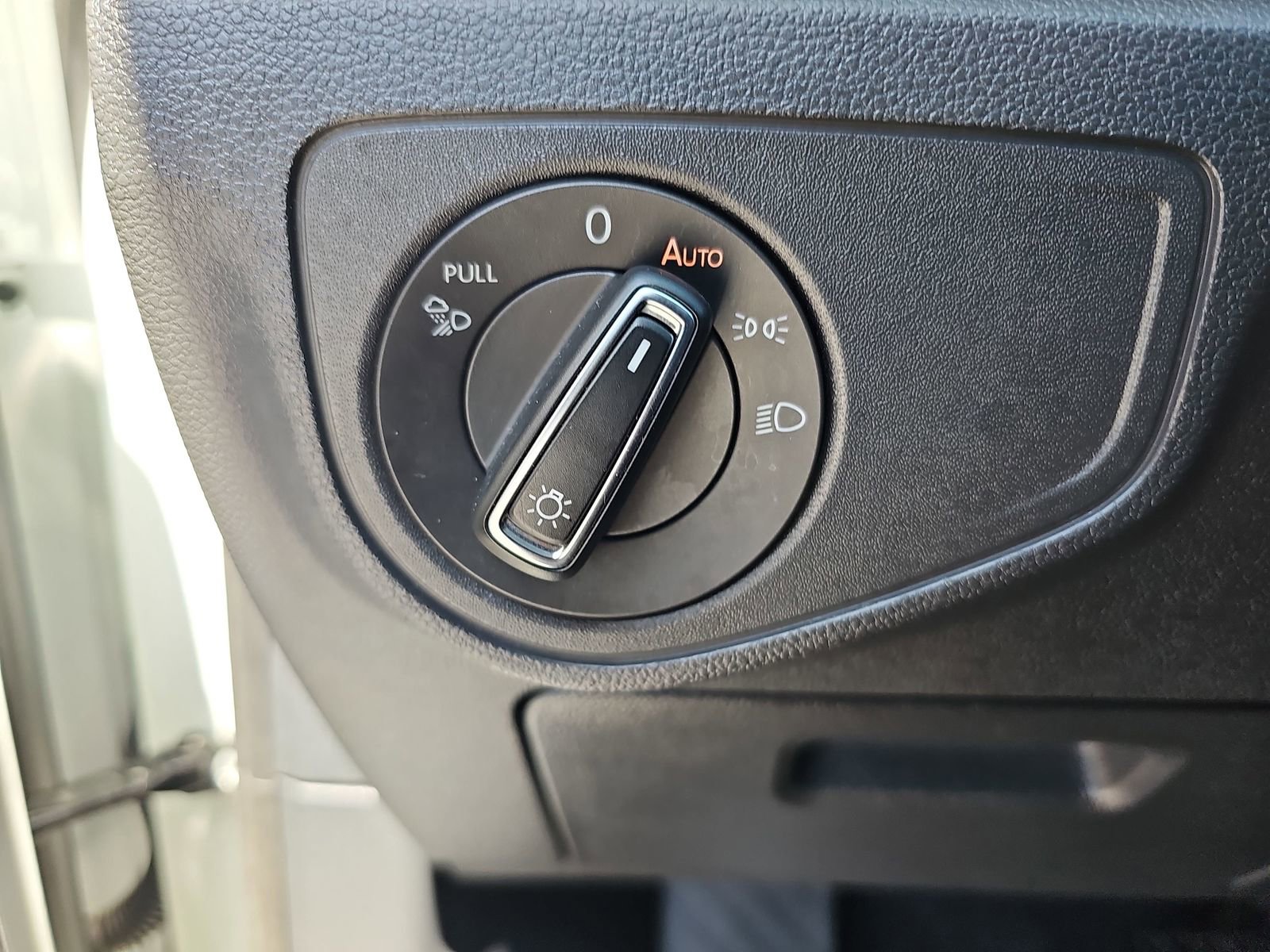 Used 2022 Volkswagen Atlas SE AWD/4WD image 27