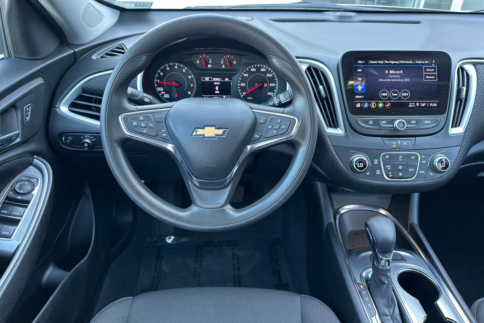 Used 2023 Chevrolet Malibu LT image 14