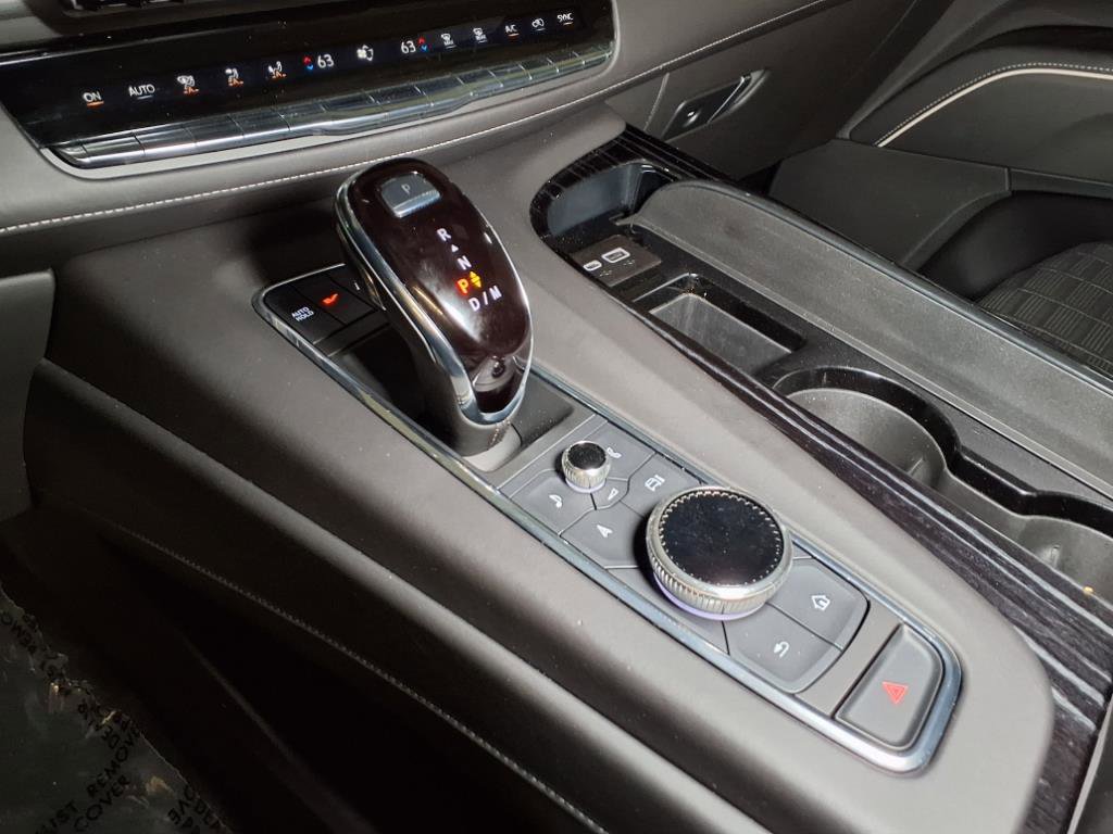Used 2023 Cadillac Escalade V image 9