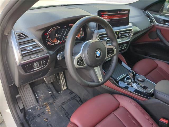 Used 2024 BMW X4 xDrive30i w/ M Sport Package AWD/4WD image 10