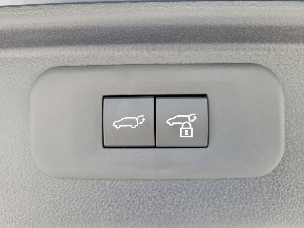 New 2026 Toyota Grand Highlander FWD image 9