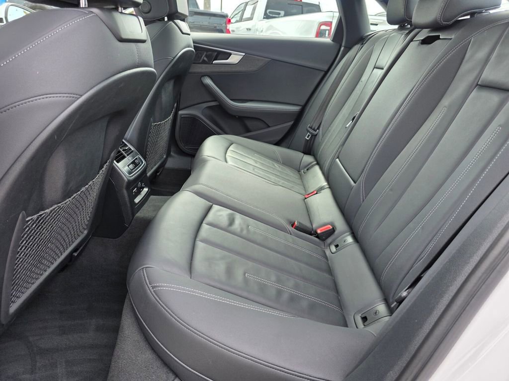 Used 2024 Audi A4 2.0T Premium Plus image 17