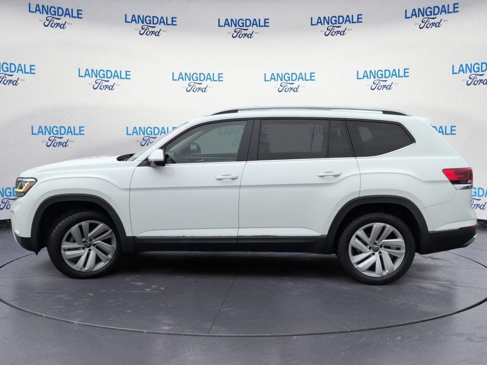 Used 2021 Volkswagen Atlas SEL FWD image 10