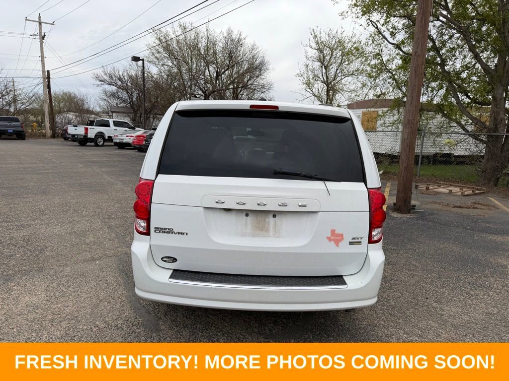 Used 2019 Dodge Grand Caravan SXT image 5