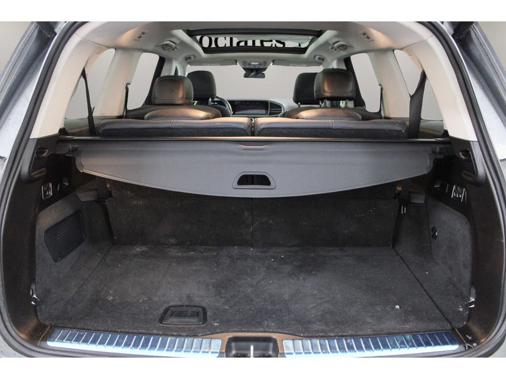 Used 2023 Mercedes-Benz GLS 450 4MATIC image 31