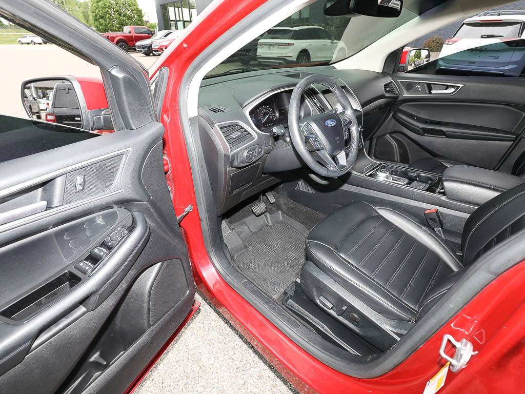 Used 2020 Ford Edge SEL FWD image 10