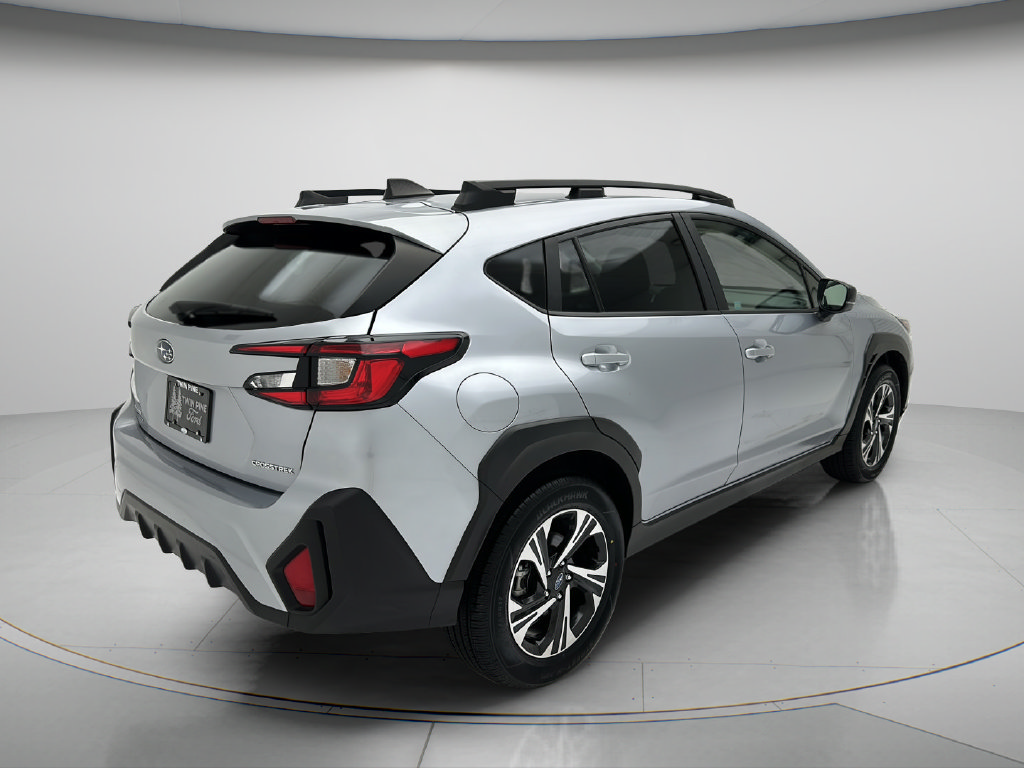 Used 2025 Subaru Crosstrek 2.5i Premium AWD/4WD image 5