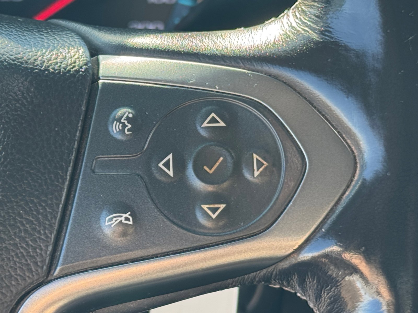 Used 2018 Chevrolet Silverado 3500 LTZ image 18