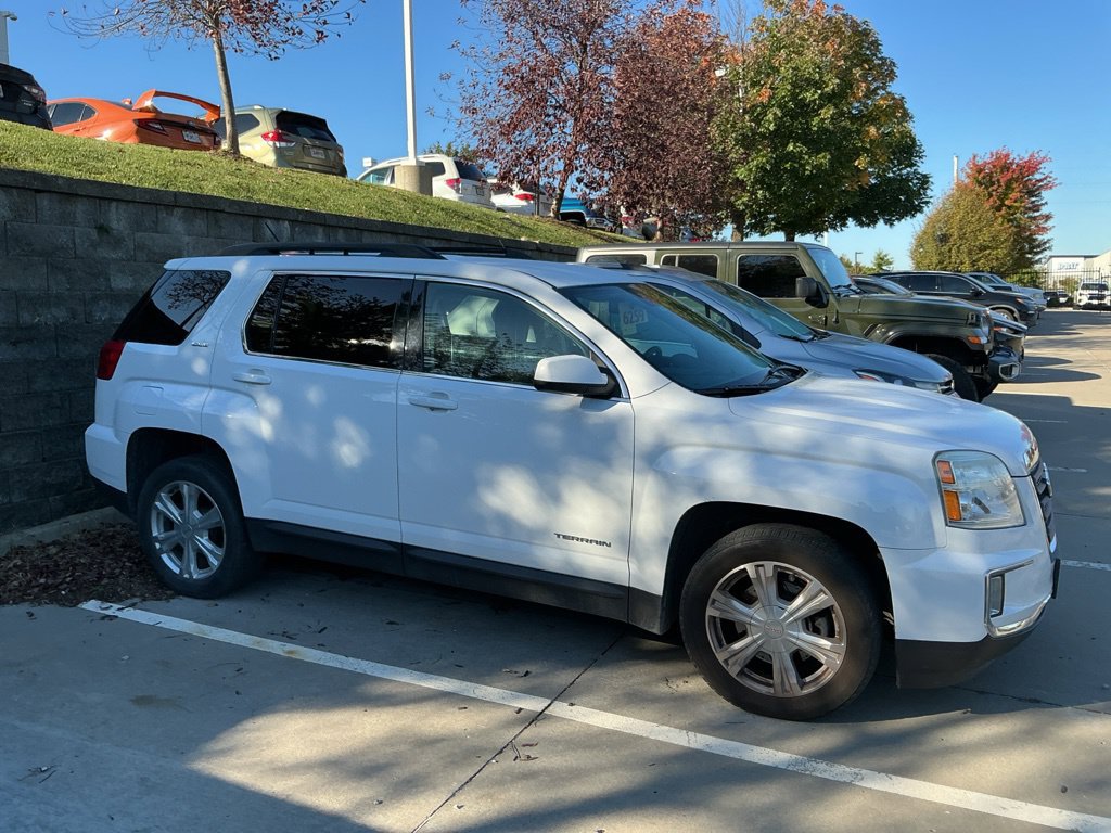 Used 2017 GMC Terrain SLE FWD image 13