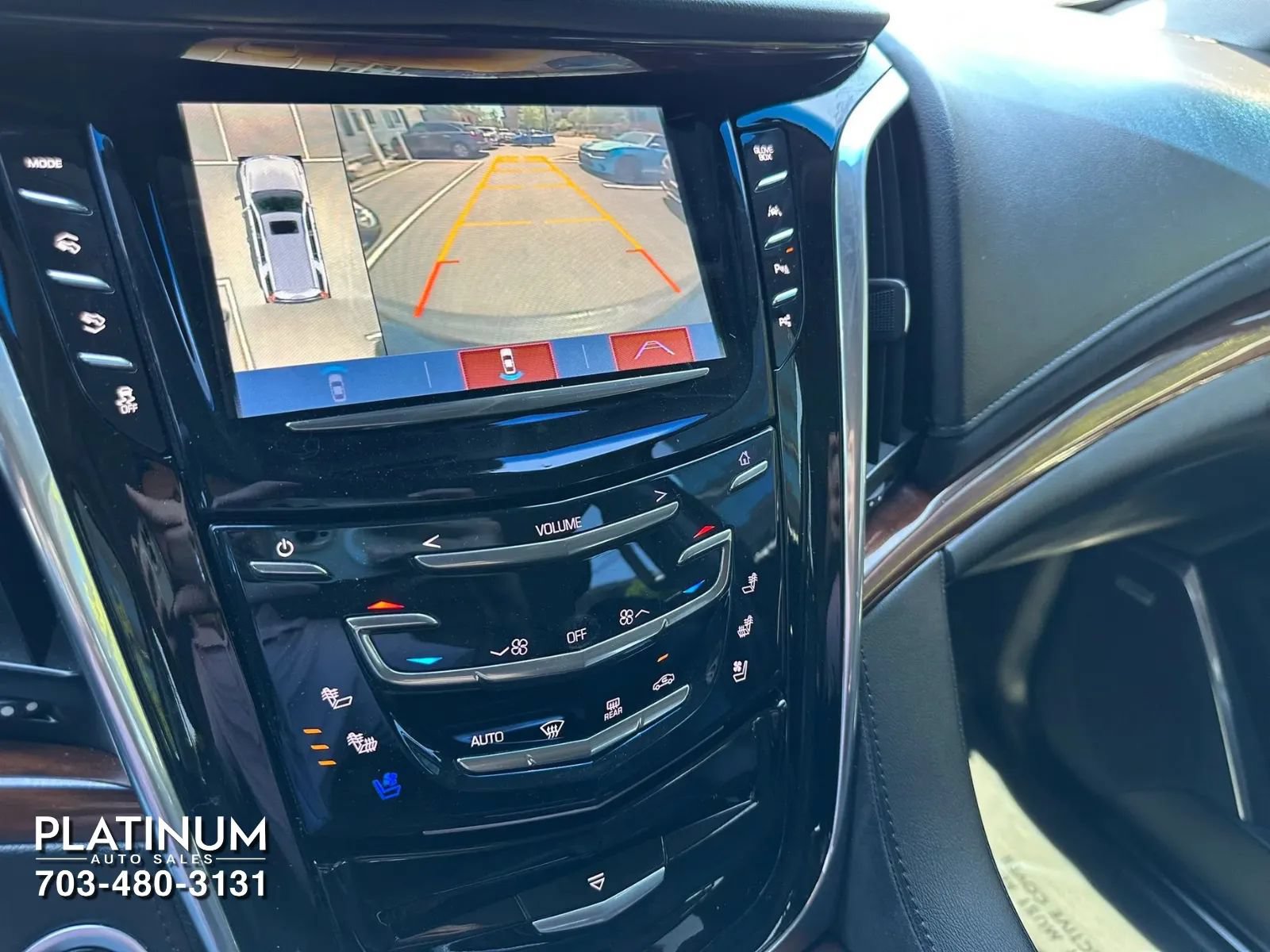 Used 2017 Cadillac Escalade ESV Premium Luxury AWD/4WD image 10