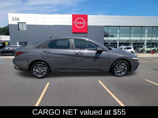 Used 2024 Hyundai Elantra SEL FWD image 7