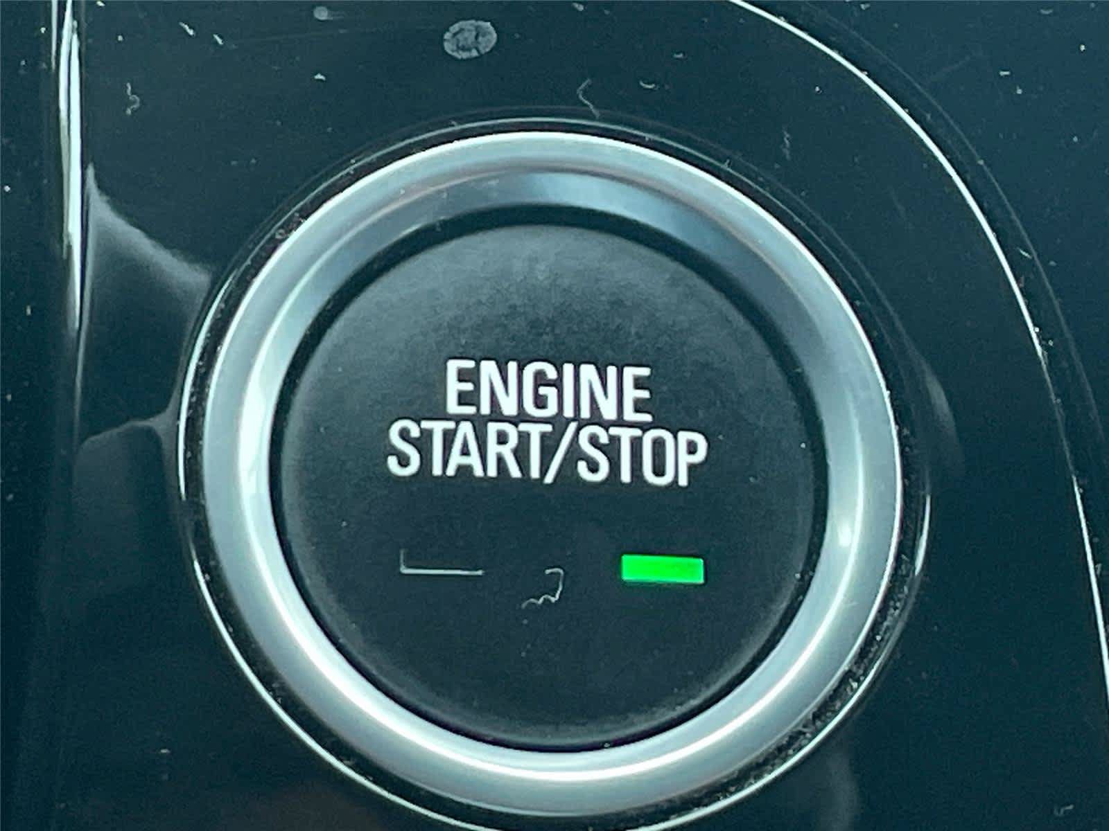 Used 2018 Buick Encore Essence FWD image 22