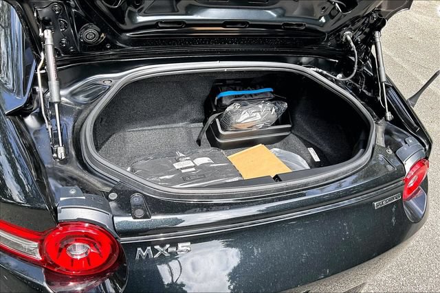 New 2026 MAZDA MX-5 Miata RF Club RWD image 21
